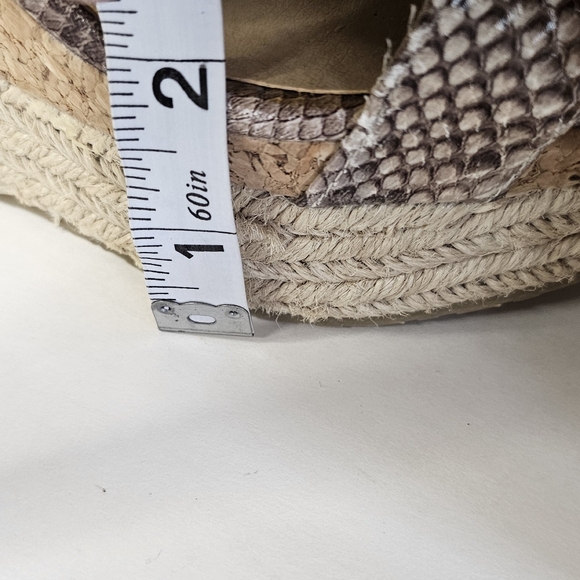 Adrienne Vittadini Cari Spadrille Wedge Sandals Size 10 NWOB - Picture 9 of 11
